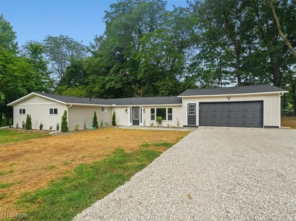 112 Thomas Dr, Conneaut, OH 44030