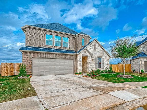 2nd image of 18134 Grand Villa Ln