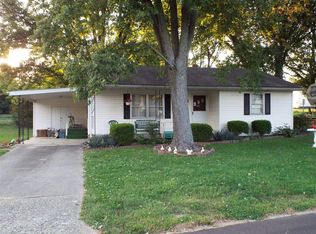 106 N 2nd St, Owensville, IN 47665