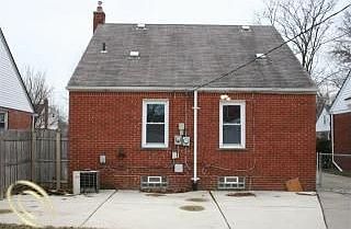 3rd image of 21005 Sunnydale St