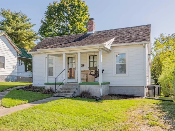 111 Sullivan St, Radford, VA 24141