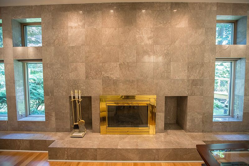 3rd image of 204 BENTWOOD Court