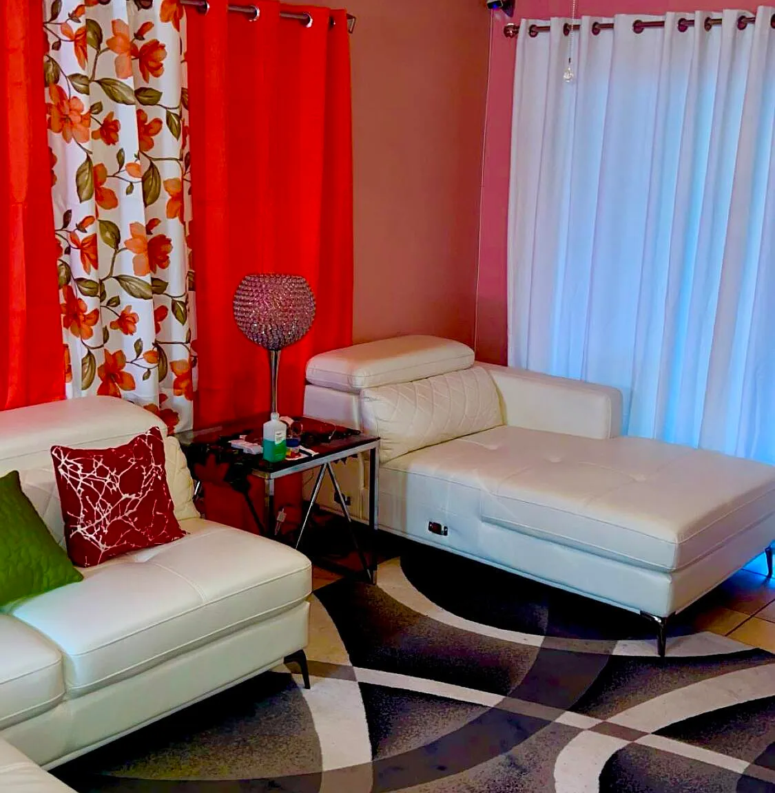 2 bed, 2.0 bath, 1220 sqft, $2,450 — Photo 2