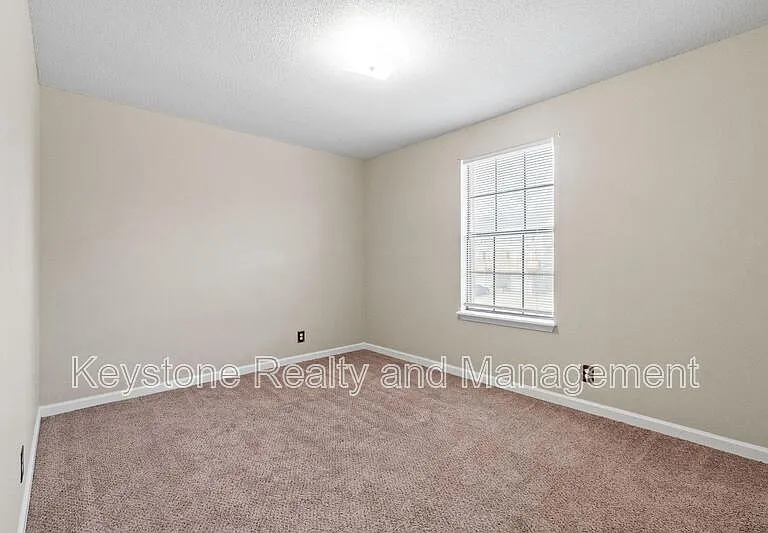 1630 Baltimore Dr #A — Photo 11