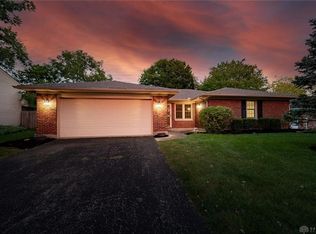 765 W Market St, Springboro, OH 45066