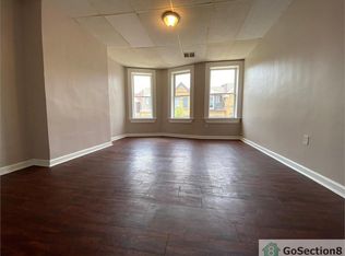 2421 N Calvert St #D, Baltimore, MD 21218
