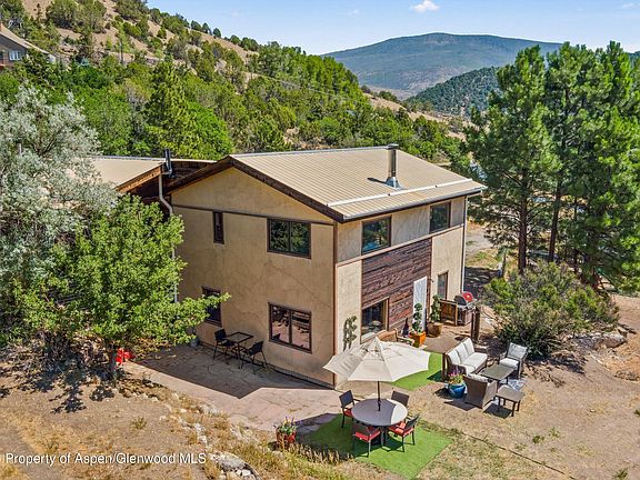 4th image of 360 W Sopris Creek Rd