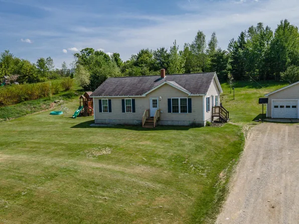 30 Stuart Drive, Albion, ME 04901