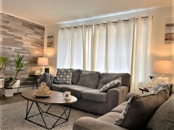 5 Dorfred Ter, Vernon Twp., NJ 07461