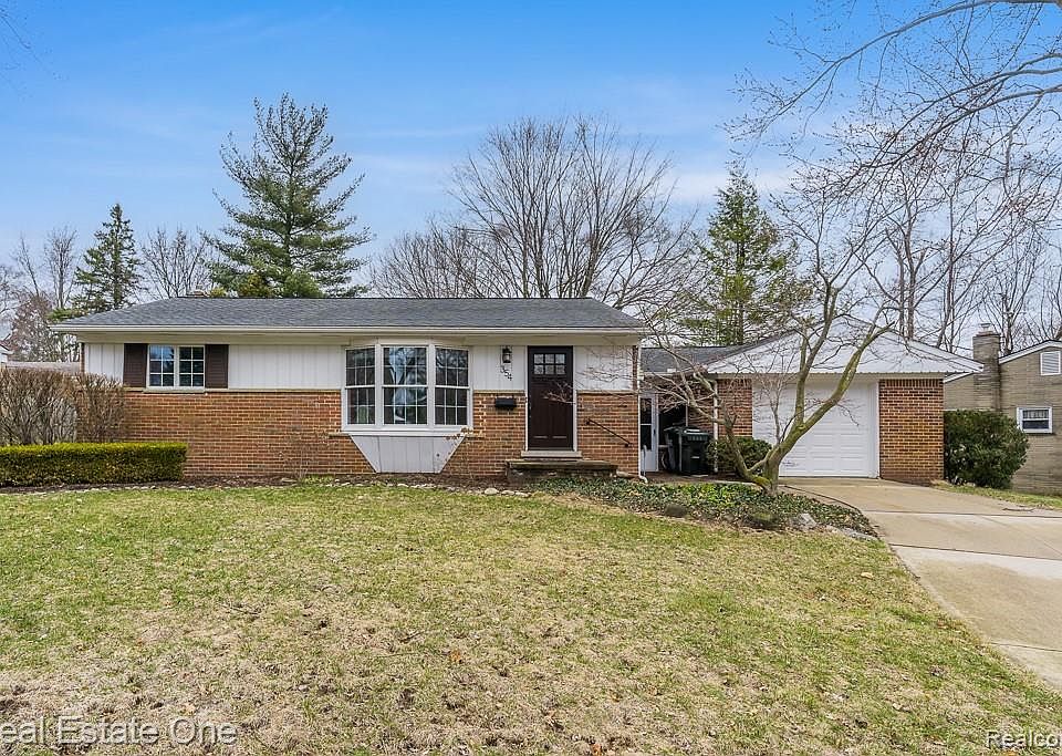 1st image of 354 Reitman Ct