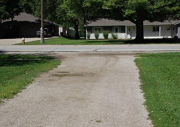3rd image of 32700 Concord Dr.
