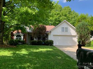7517 Chapel Ridge Rd, Charlotte, NC 28269