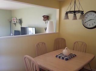 715 Bordeaux Ct UNIT D, Elk Grove Village, IL 60007