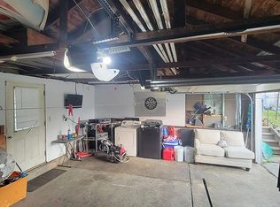 4 Leonard Rd, Stafford Springs, CT 06076