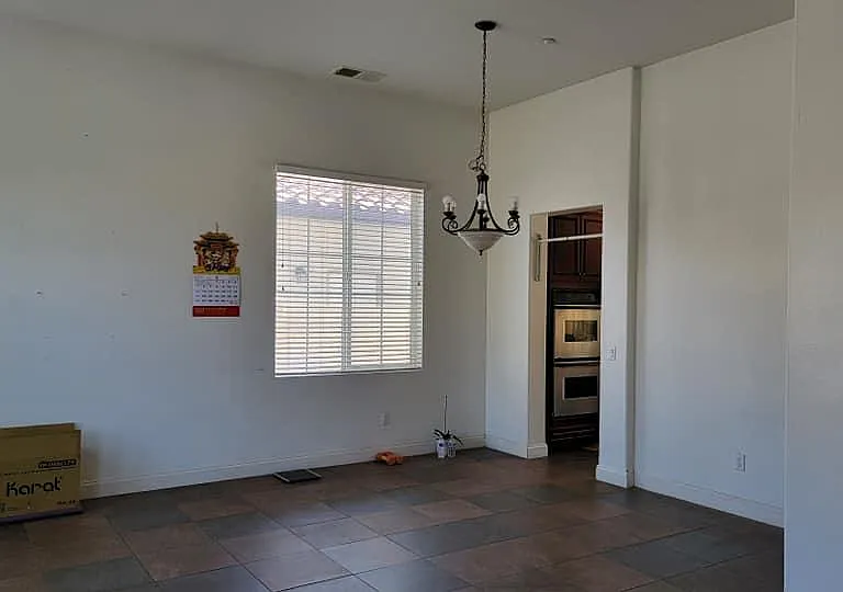 649 Lazaro Ln — Photo 10