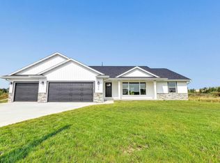 2508 Meadow Rose Ln, De Pere, WI 54115