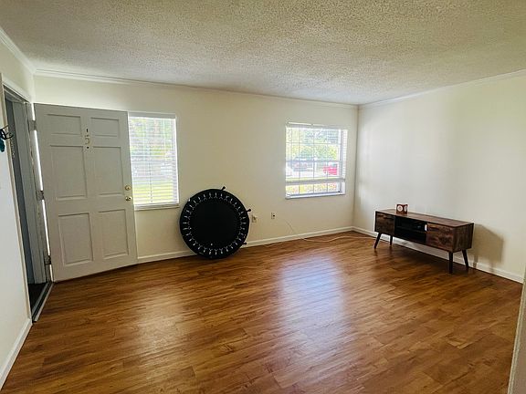 3rd image of 120 E Miller St APT 5
