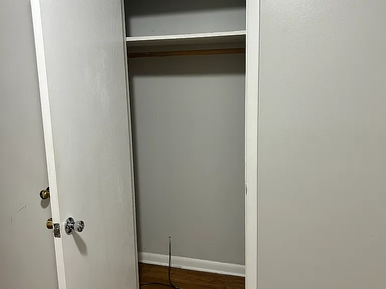 1019 Summit Ave #B — Photo 3