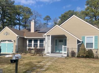 27 Amesbury Rd, Manchester Township, NJ 08759