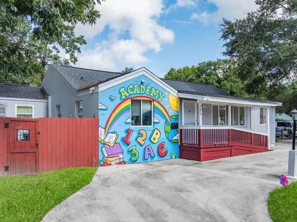 24 Sycamore Ave, Charleston, SC 29407