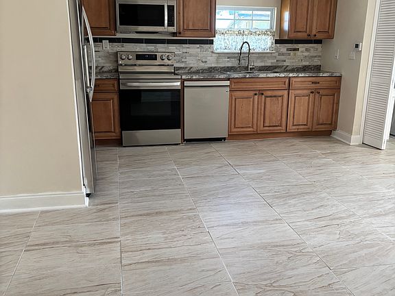 2nd image of 16500 Quarter Horse Ct