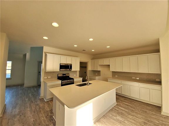 2nd image of 8309 City Top Blvd