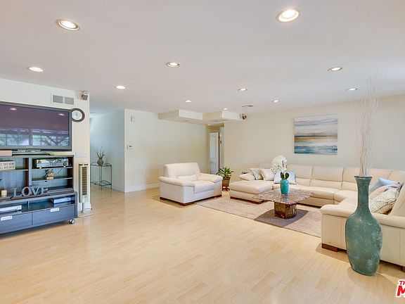 5th image of 24301 Shrewsbury Cir