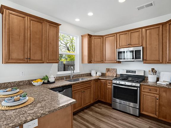 5th image of 2042 Ravello Way