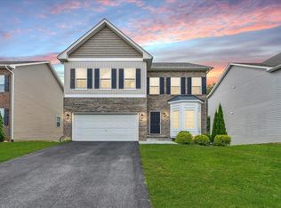 8356 Leighburn Dr, Roanoke, VA 24019