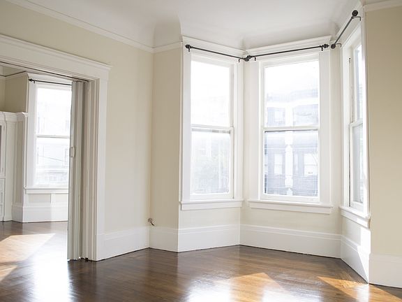 2nd image of 652-656 Clayton St Unit 654