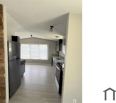 13 Camden Dr — Photo 1