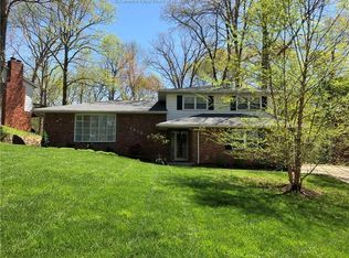 1812 Rolling Hills Rd, Charleston, WV 25314