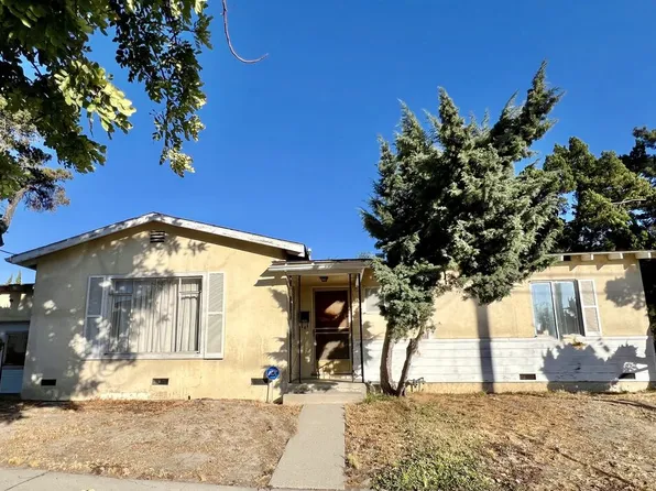 8006 Lloyd Ave, North Hollywood, CA 91605