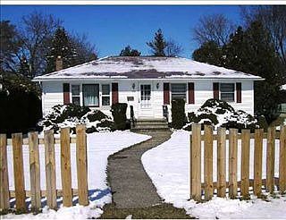 1st image of 209 Laursen Dr