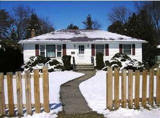 209 Laursen Dr, Syracuse, NY 13205