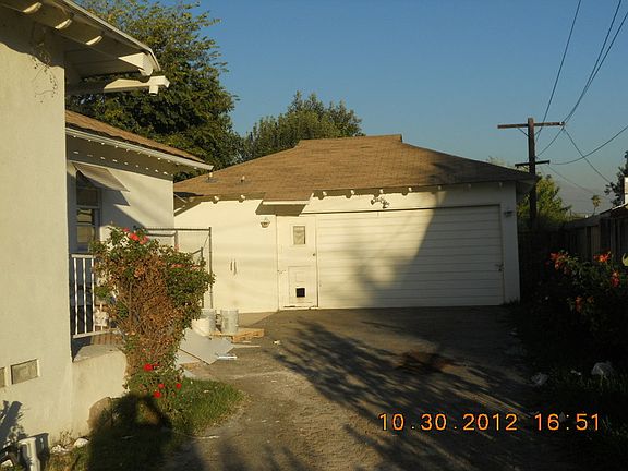2nd image of 3275 N F St