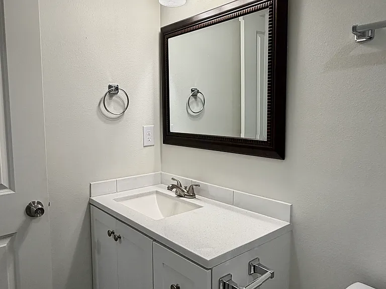 2 Canterberry Cir #A — Photo 26