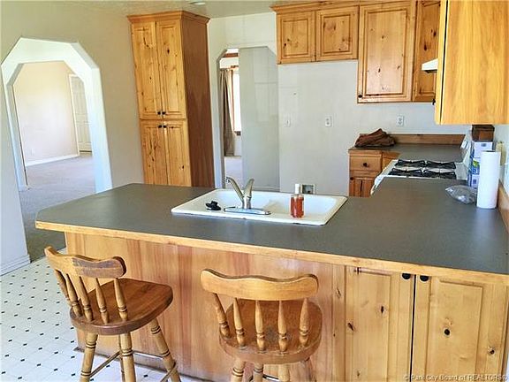 3rd image of 1103 W Country Meadow Estates Dr