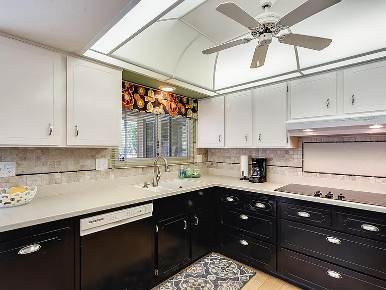 12535 W Seneca Dr — Photo 18