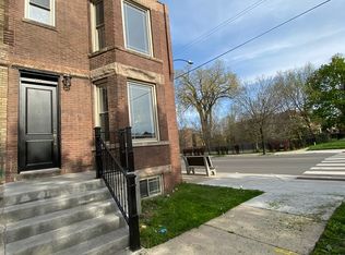 6861 S Calumet Ave, Chicago, IL 60637