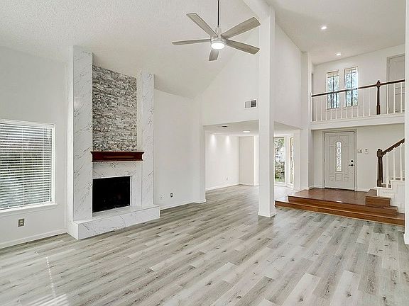 5th image of 13010 Meadowline Dr
