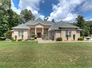 108 Blake Ridge Dr, Scott Depot, WV 25560