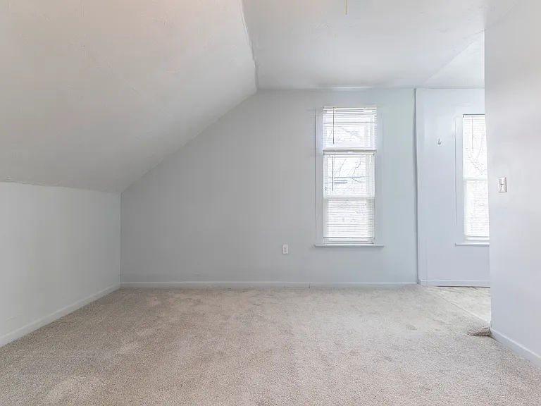 6602 Ballard Ave — Photo 8