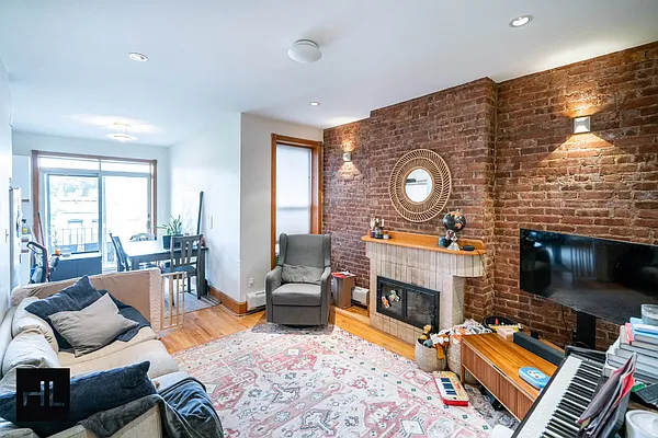 Rented by Highline Residential | media 1