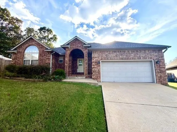 2 Harmony Cv, Maumelle, AR 72113