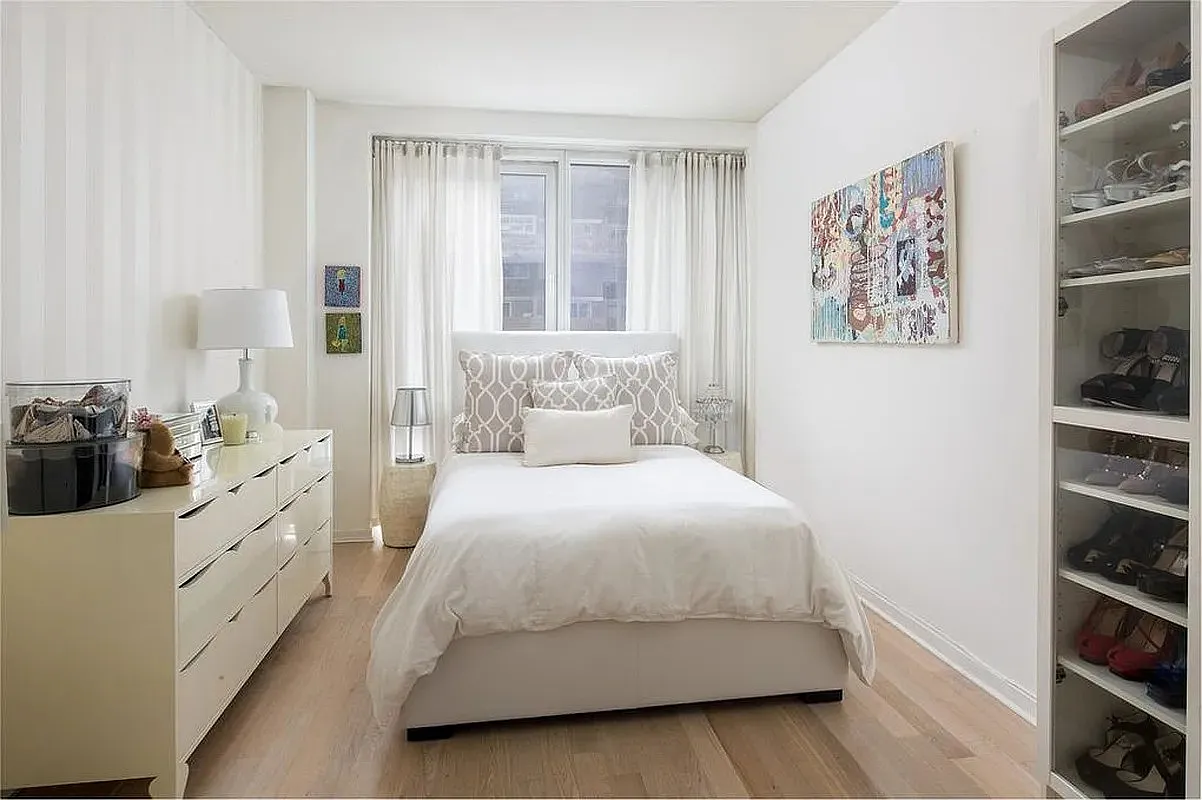 340 East 23rd Street — Photo 3
