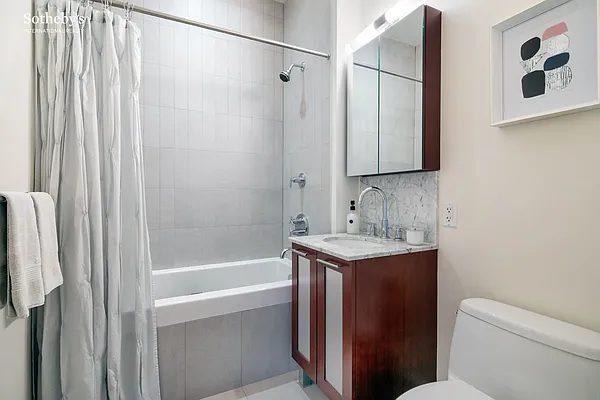 Sold by Sotheby's International Realty | media 6