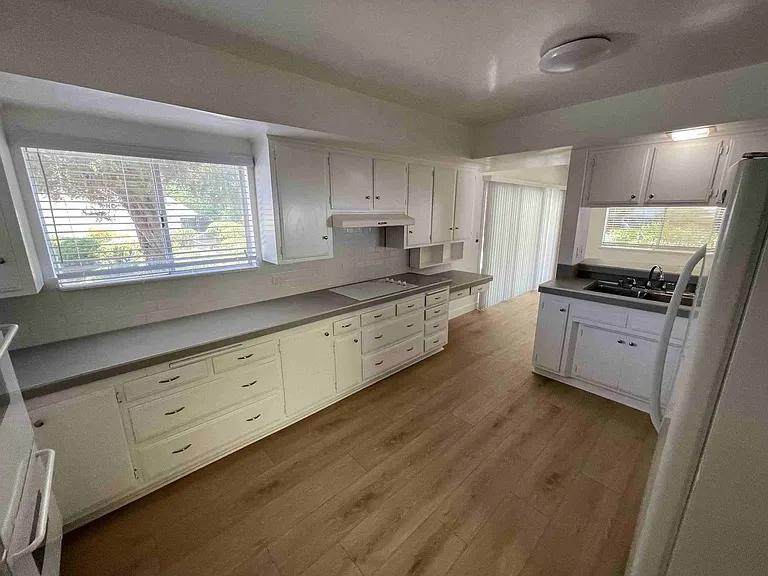 22236 San Miguel St — Photo 13