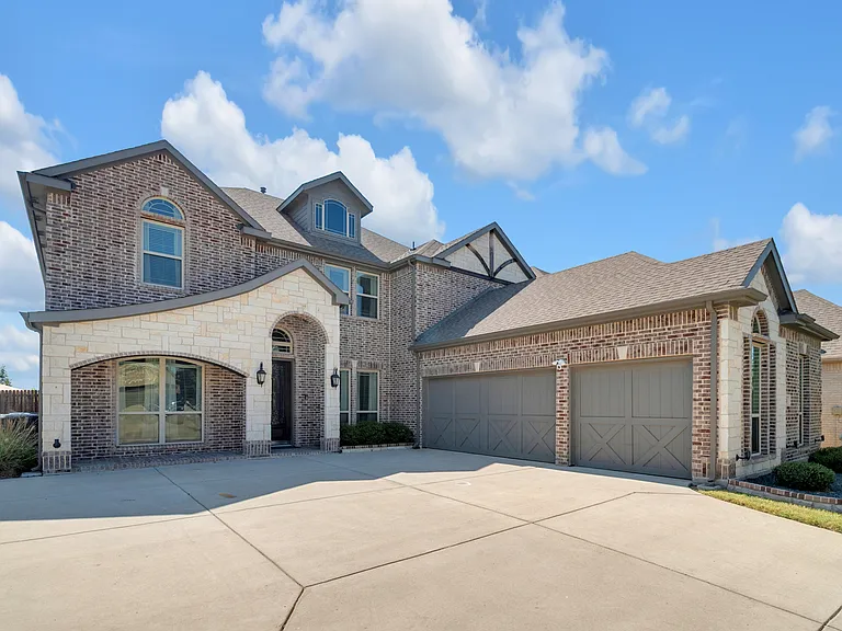 2626 Flat Bush Ave — Photo 48