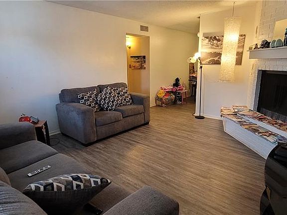 2nd image of 401 12th Ave SE APT 113